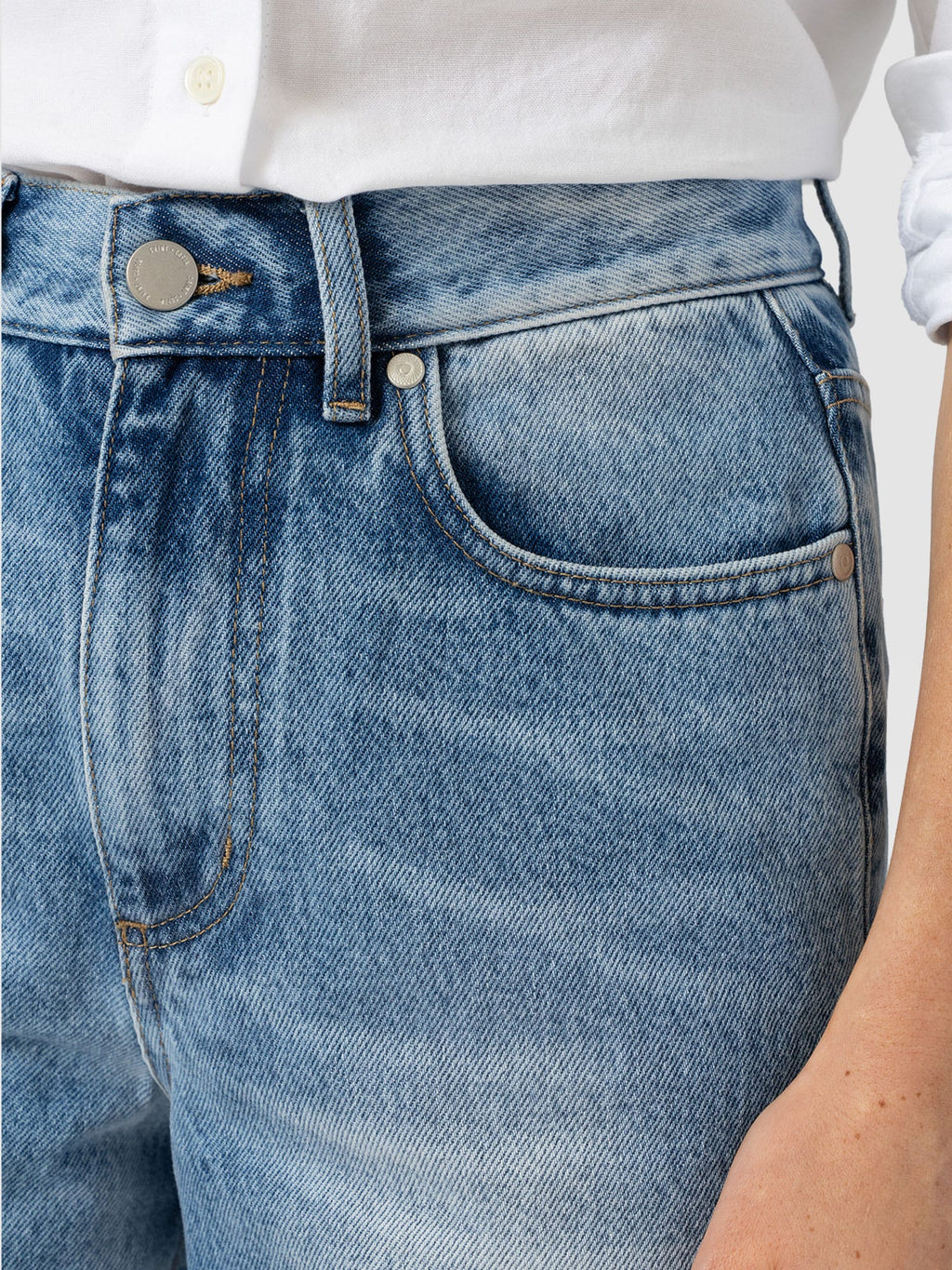 Adjustable Wide Leg Jean - Light Blue