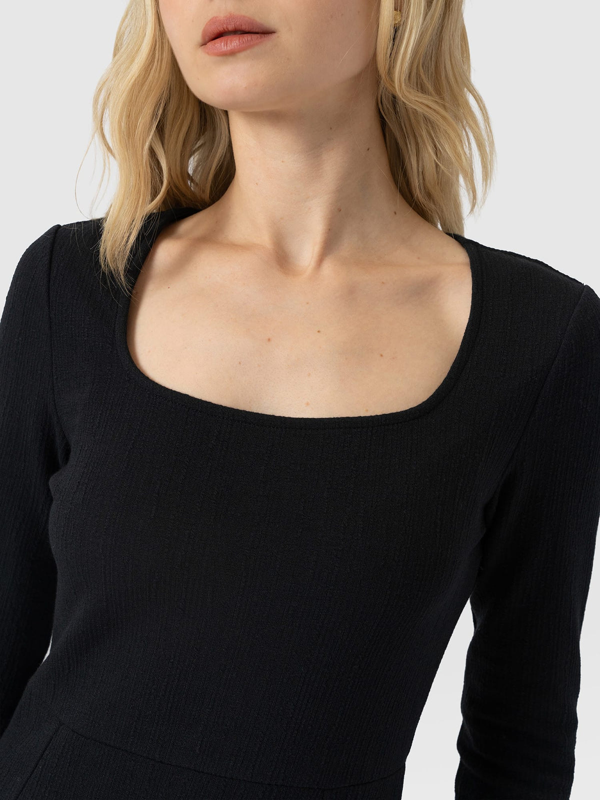 Akia Long Sleeve Dress - Black