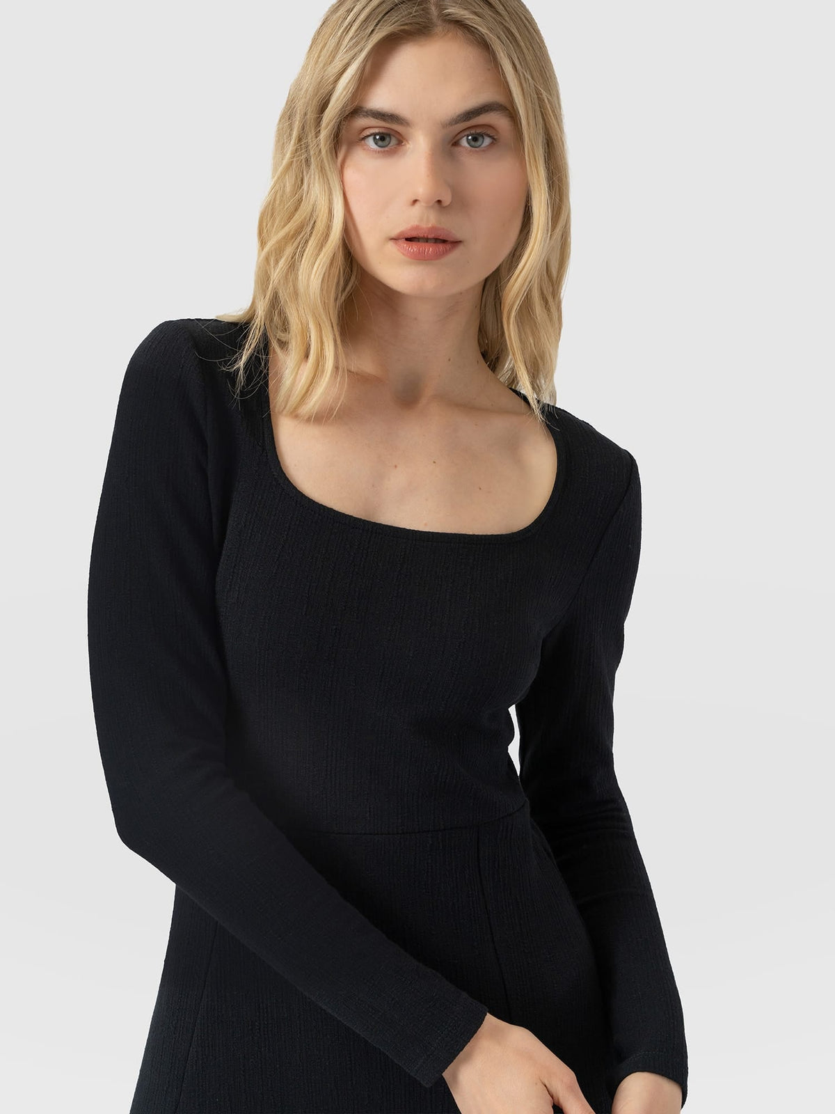 Akia Long Sleeve Dress - Black