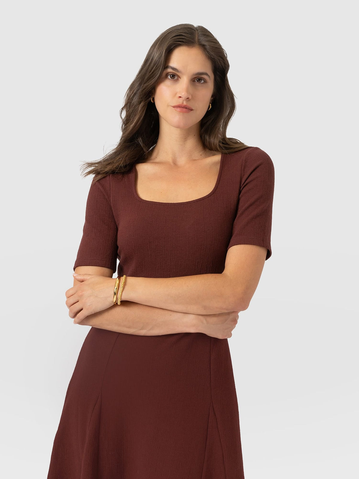 Akia Short Sleeve Dress - Maroon Textured