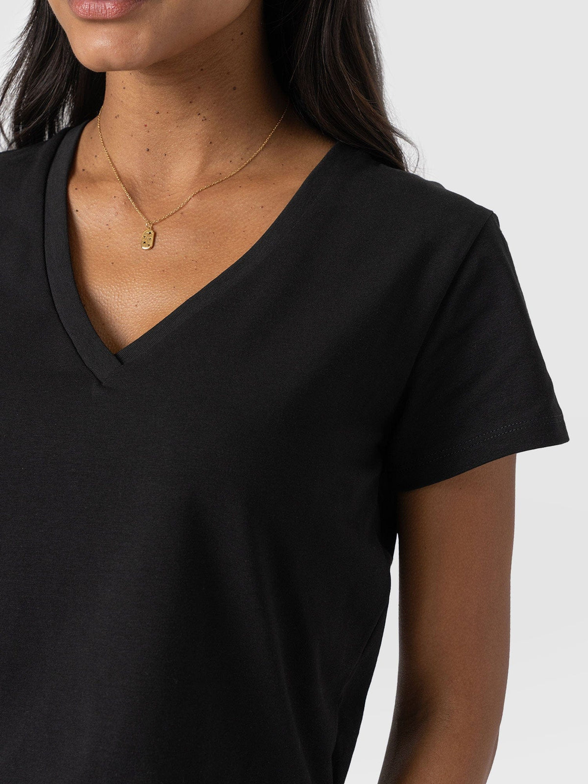 Apartment Tee - Black