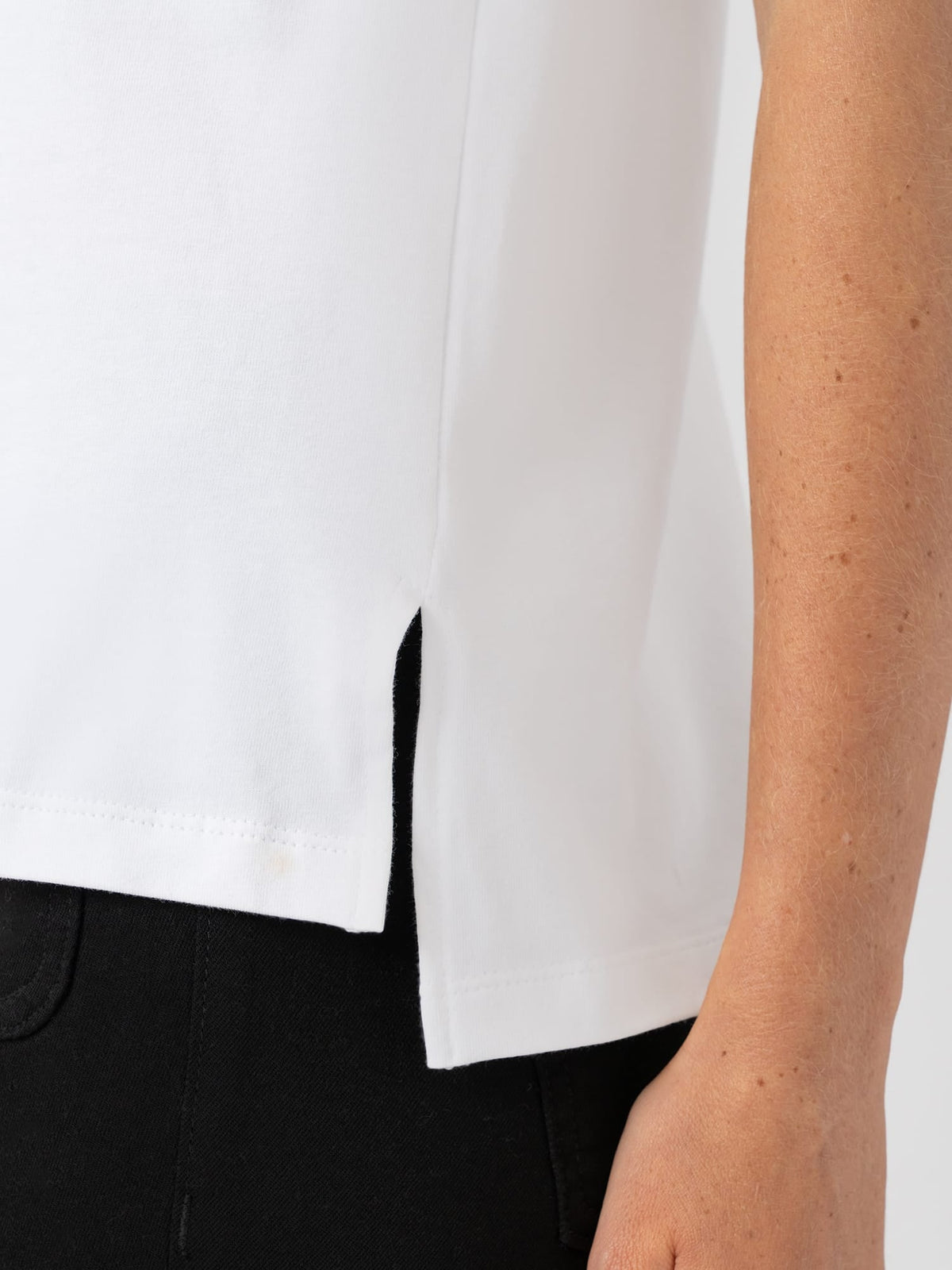 Apartment Tee - White