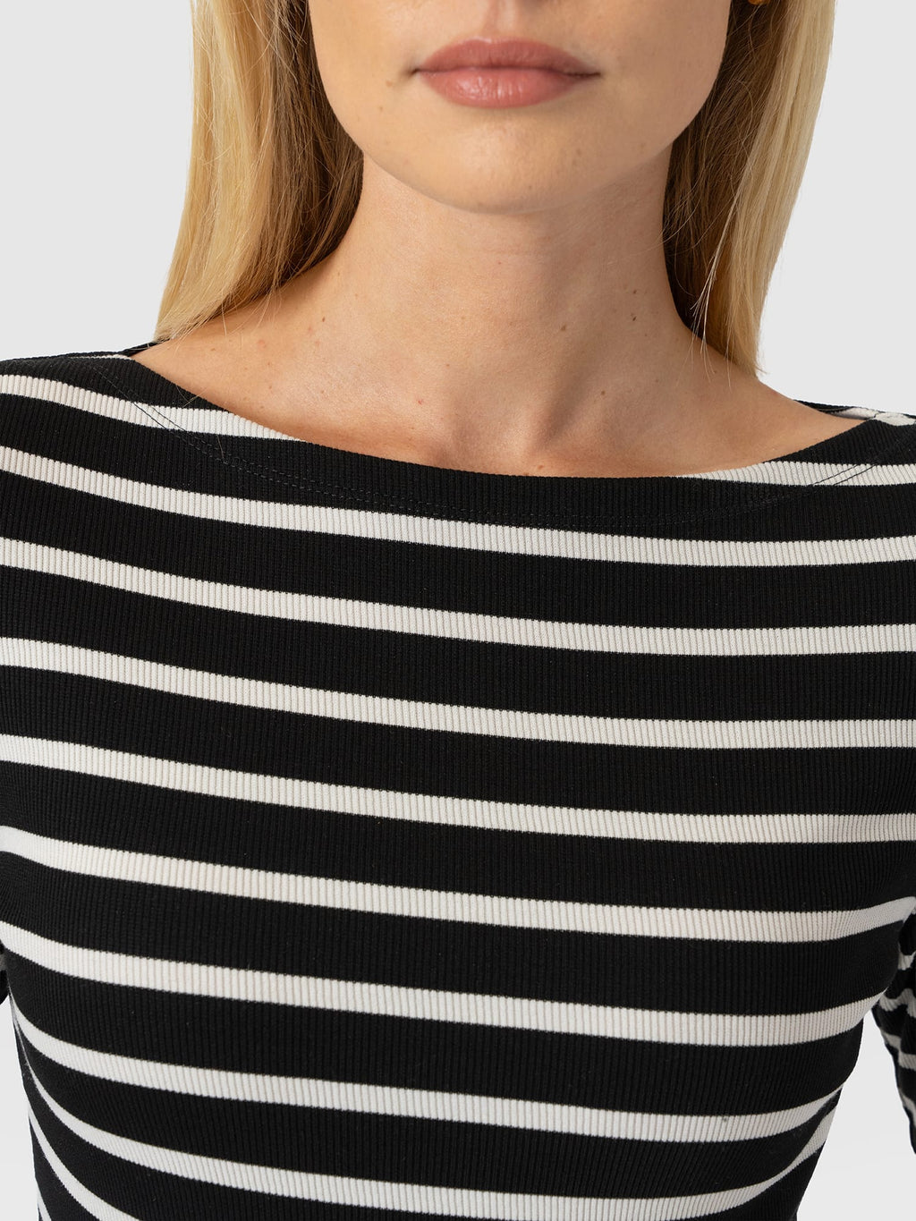 Austen Boat Neck Long Sleeve Tee - Black Stripe