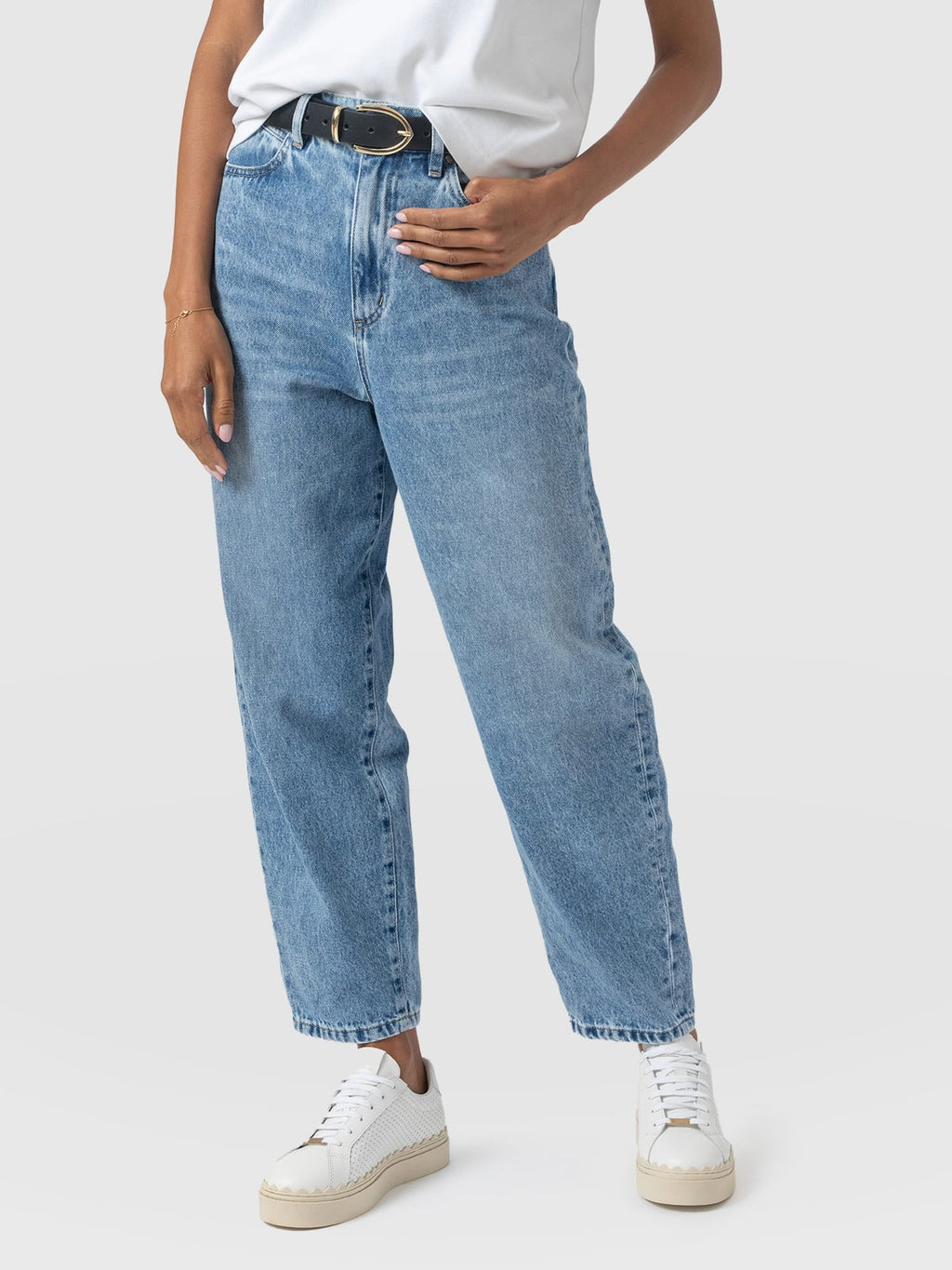 Barrel Leg Jean - Light Blue