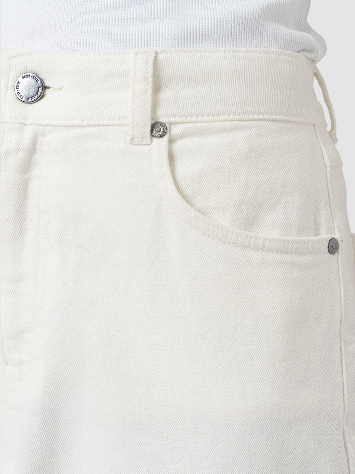 Barrel Leg Jean - White