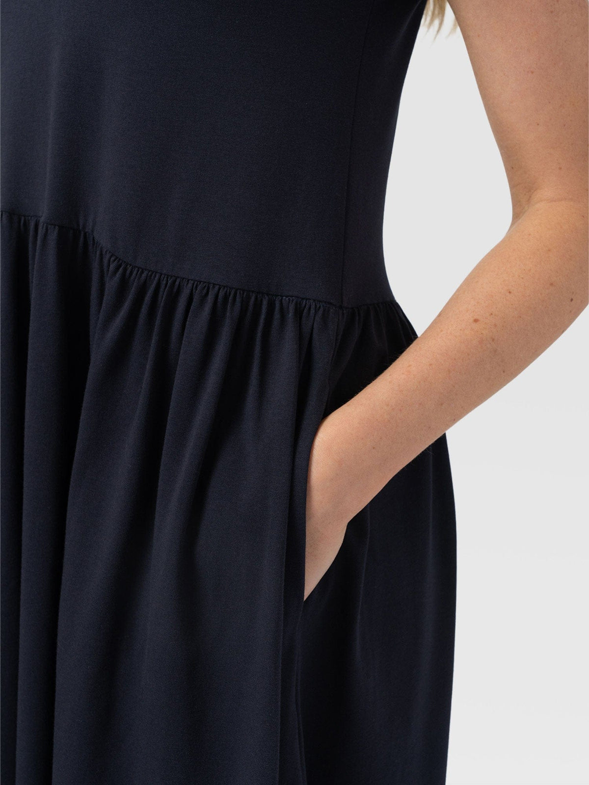 Bonnie V Neck Dress - Navy