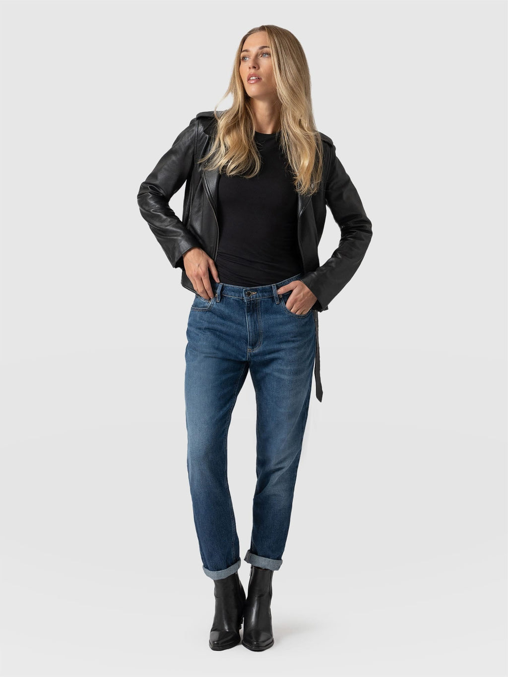 Boyfriend Jeans - Mid Blue