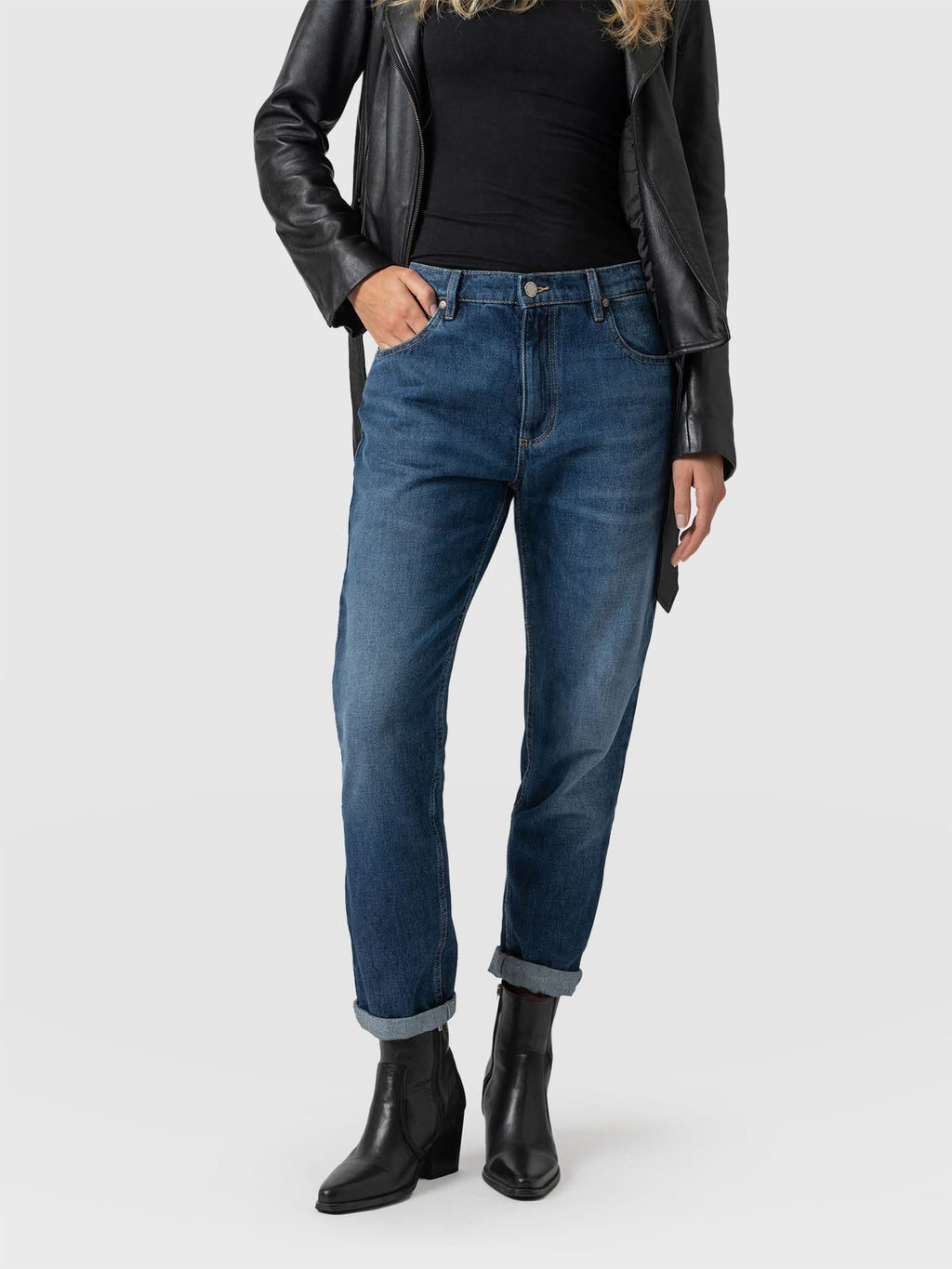 Boyfriend Jeans - Mid Blue