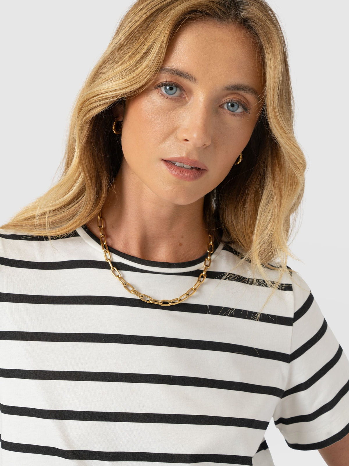 Chelsea Crew Neck Tee - Black Stripe