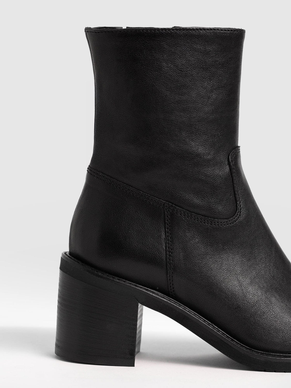 Dakota Ankle Boot - Black