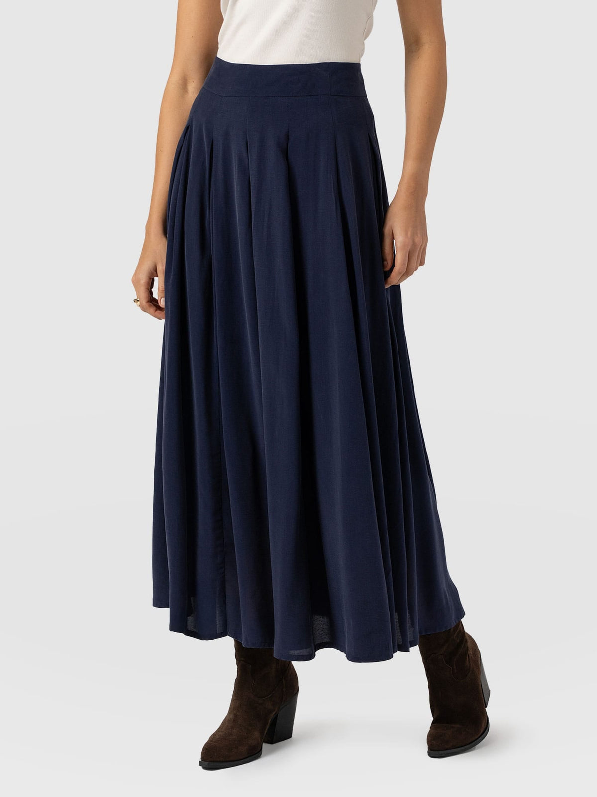 Eliza Pleated Skirt - Navy