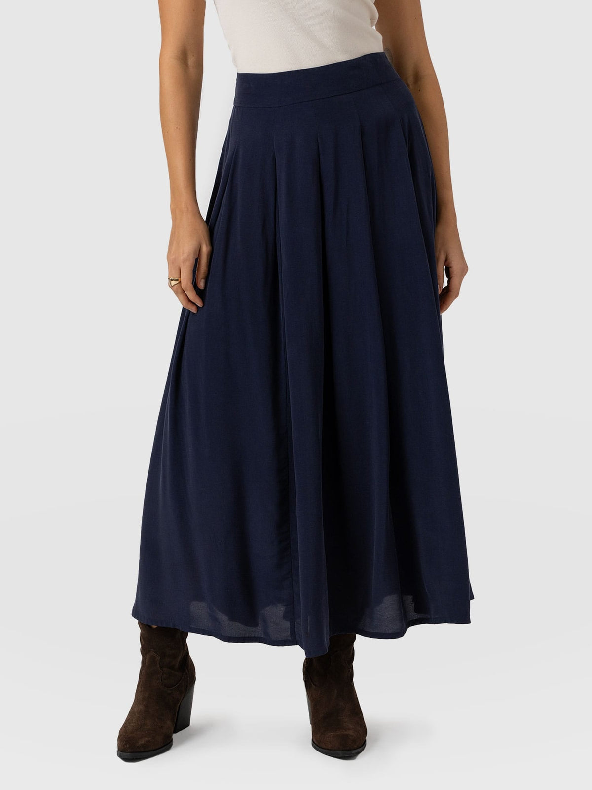 Eliza Pleated Skirt - Navy