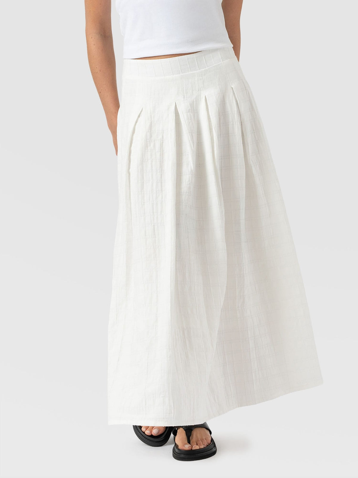 Eliza Pleated Skirt - White Textured