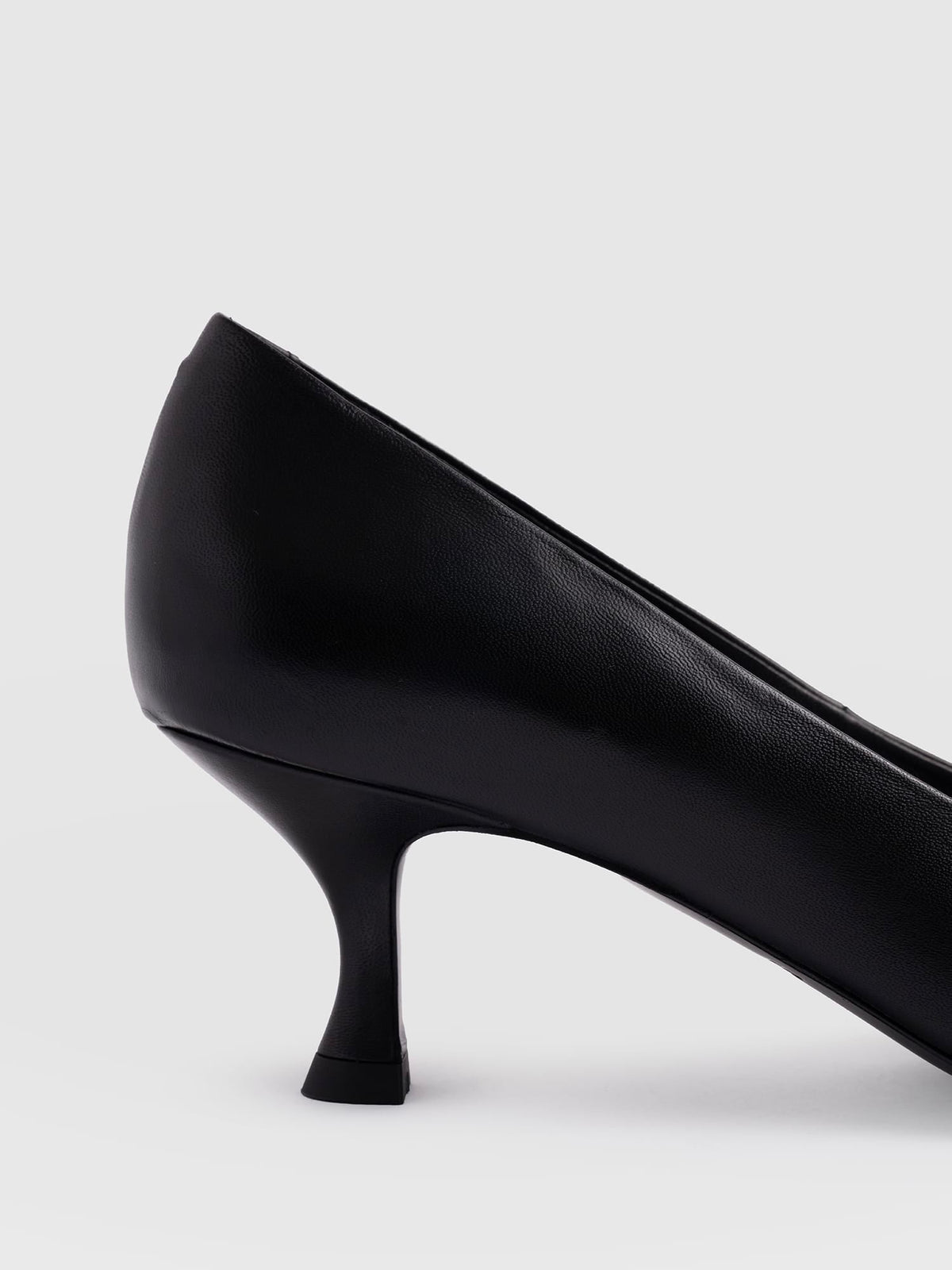 Emmeline Kitten Heels - Black