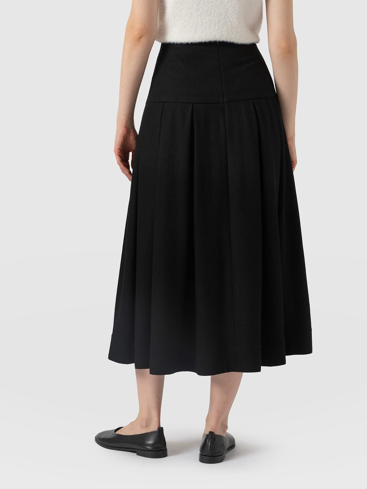 Everly Pleated Skirt - Black