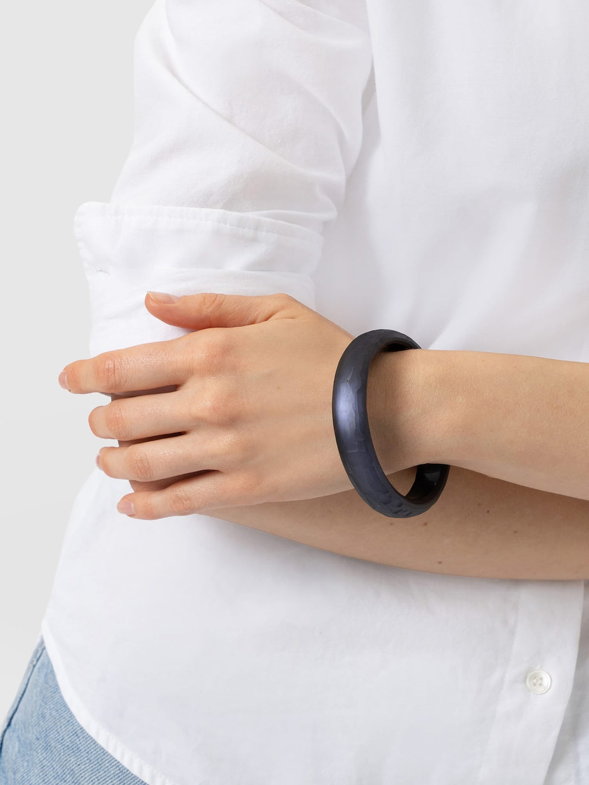 Hammered Bangle - Navy