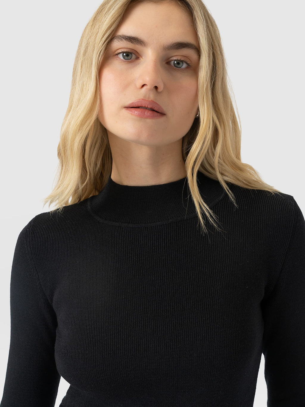 Isla Knit Rollneck - Black