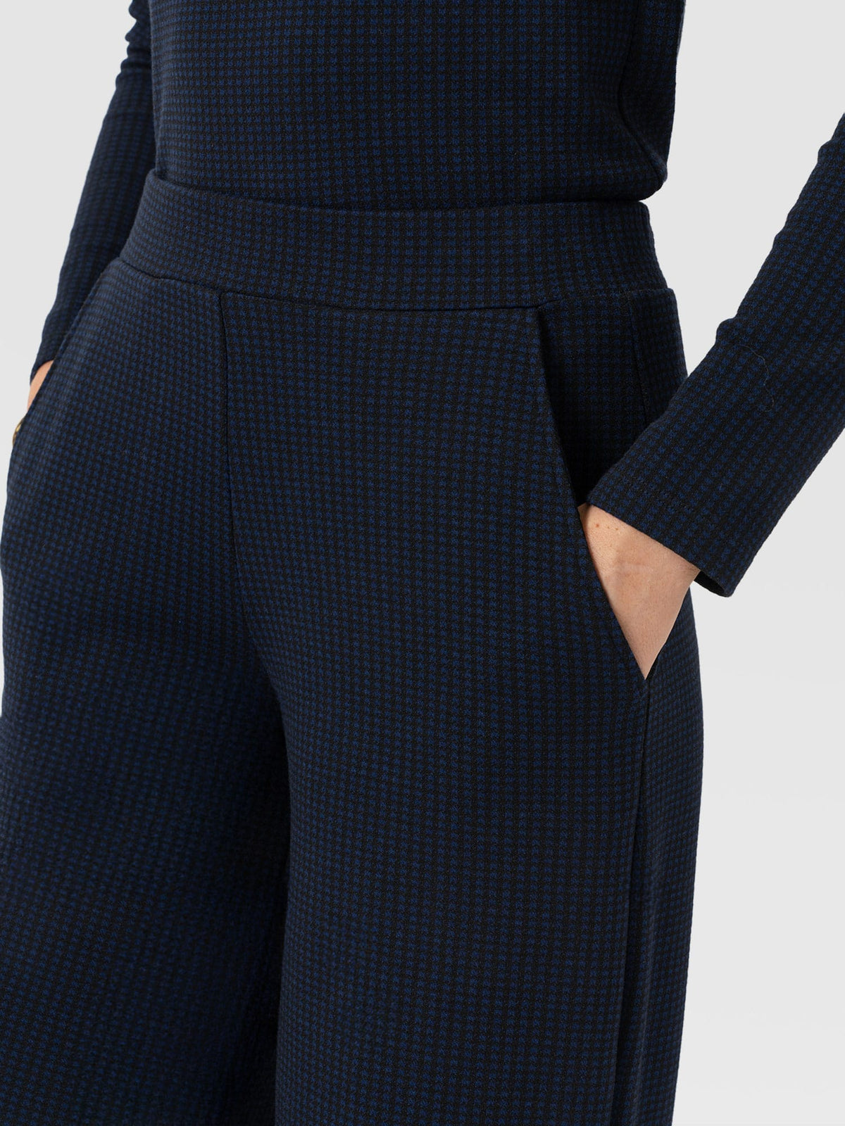 Keller Wide Leg Pant - Navy Mini Houndstooth