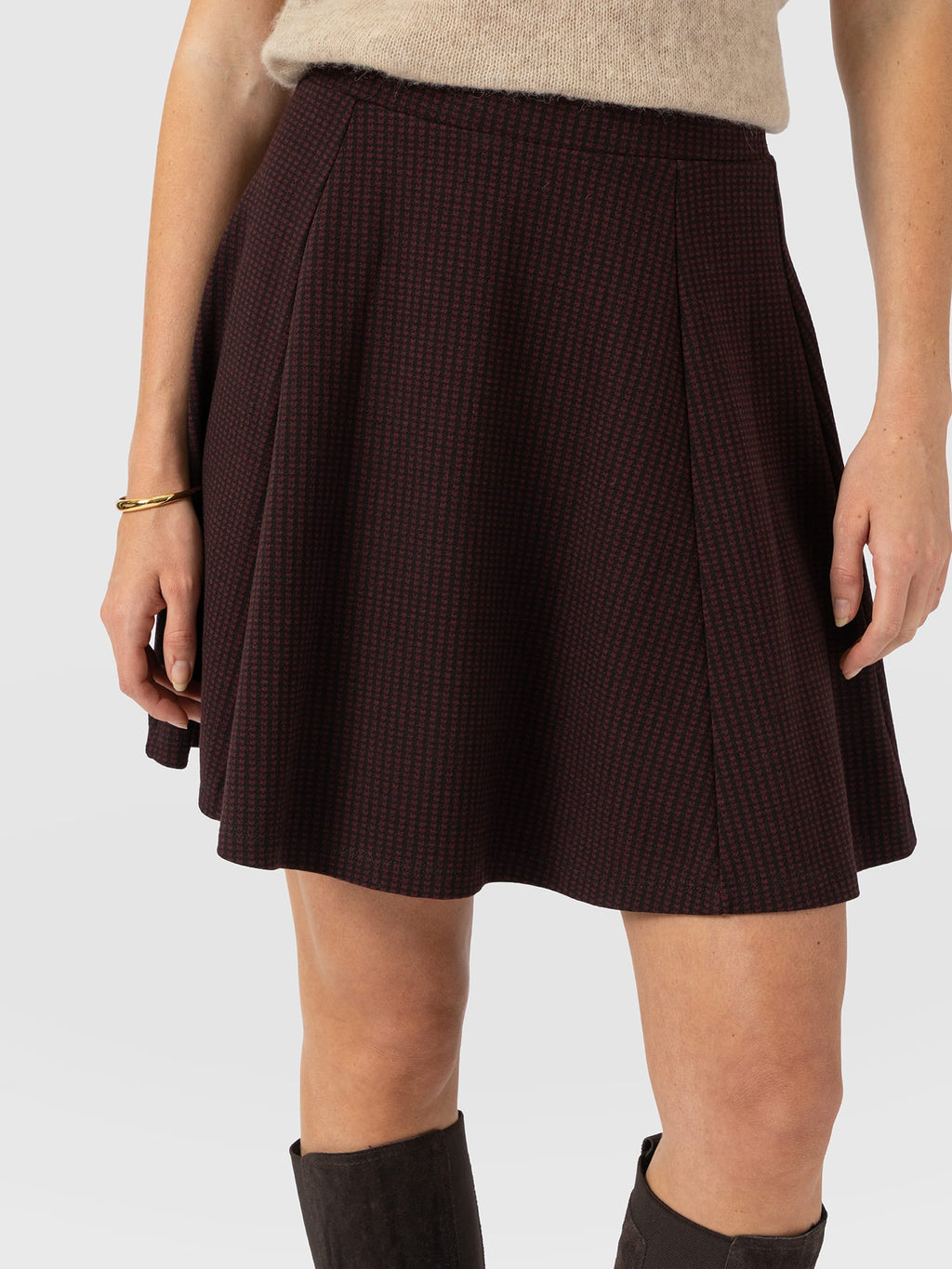 Macie Mini Skirt - Burgundy Mini Houndstooth