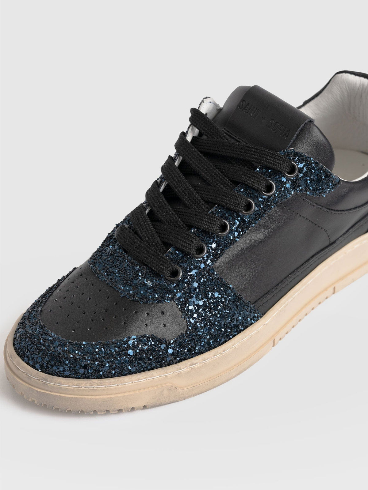 Onyx Sneaker - Black/Navy