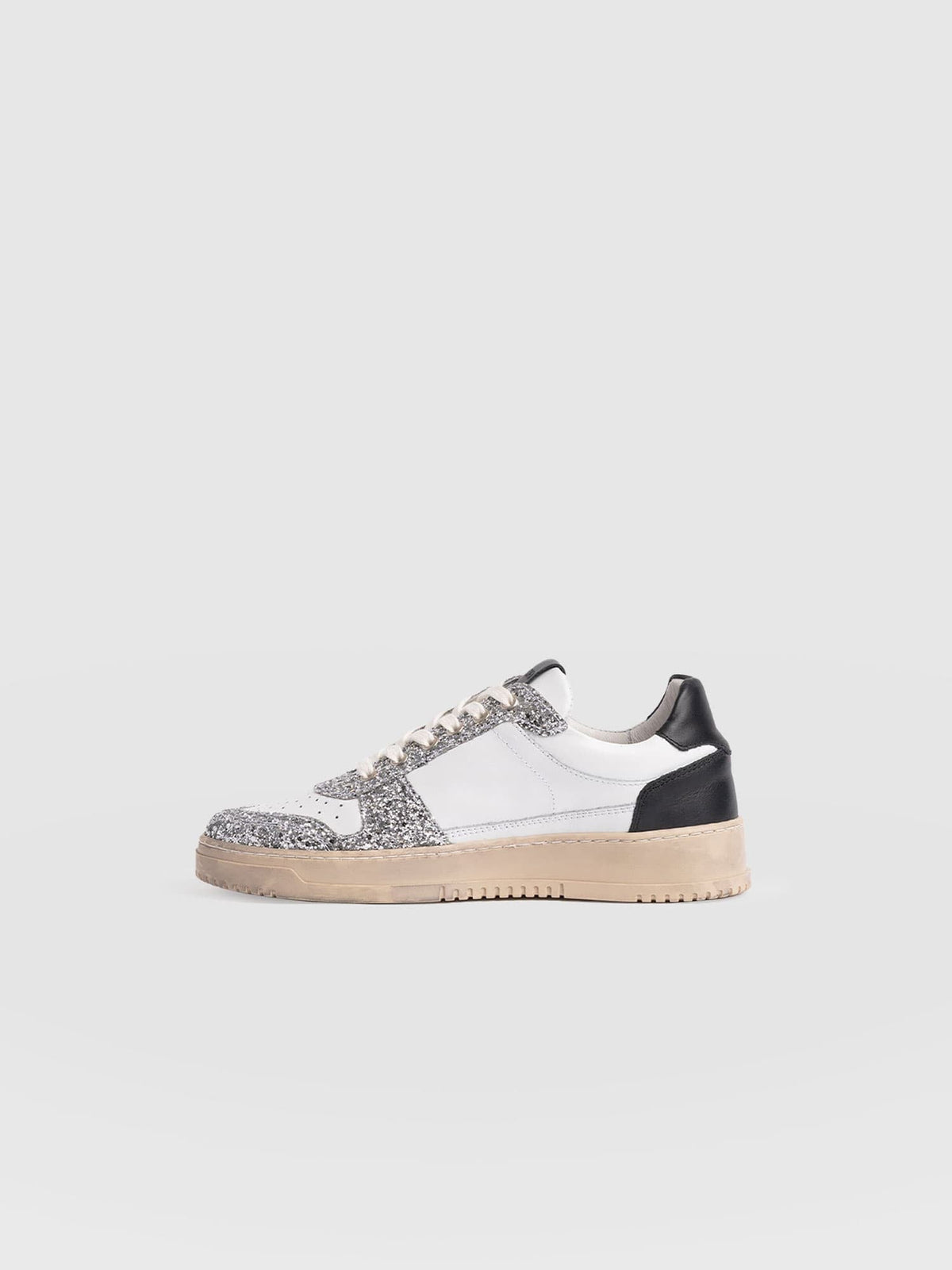 Onyx Sneaker - White/Black