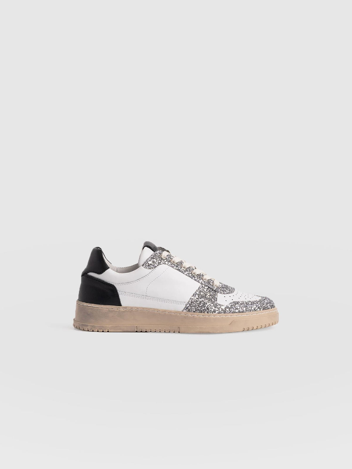 Onyx Sneaker - White/Black