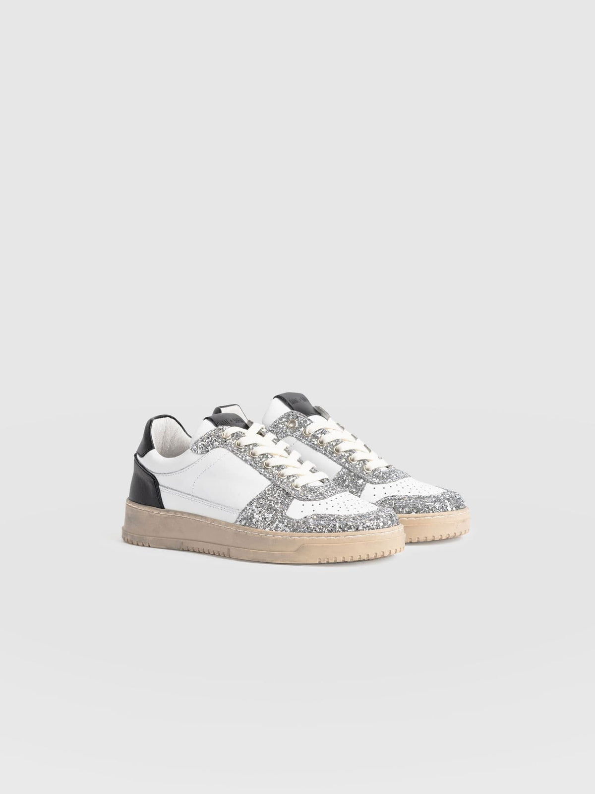 Onyx Sneaker - White/Black