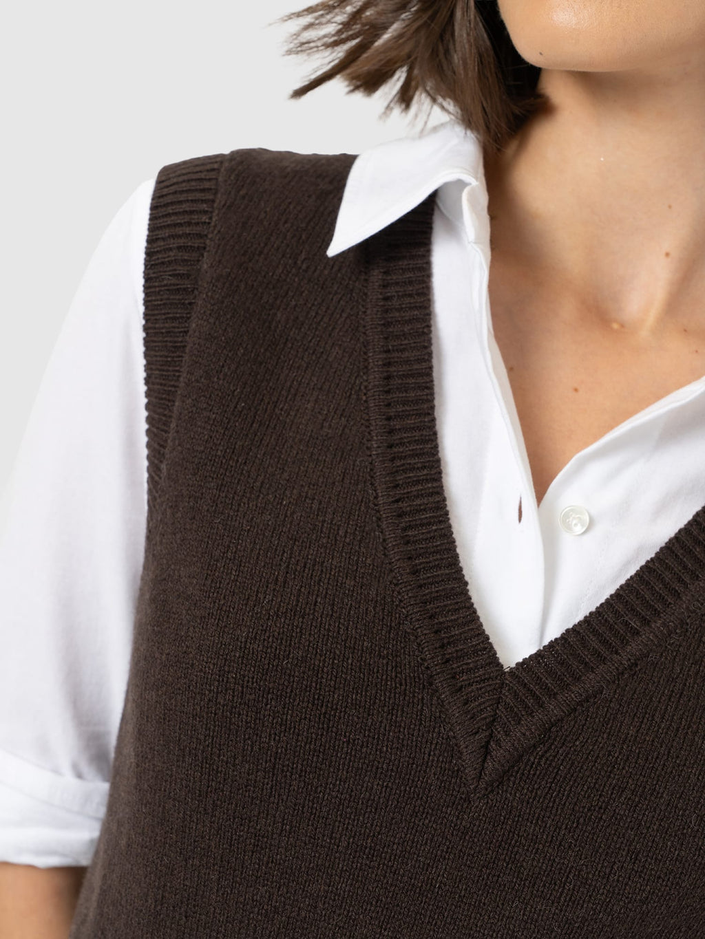 Oxford Cashmere V Neck Sleeveless Knit - Brown