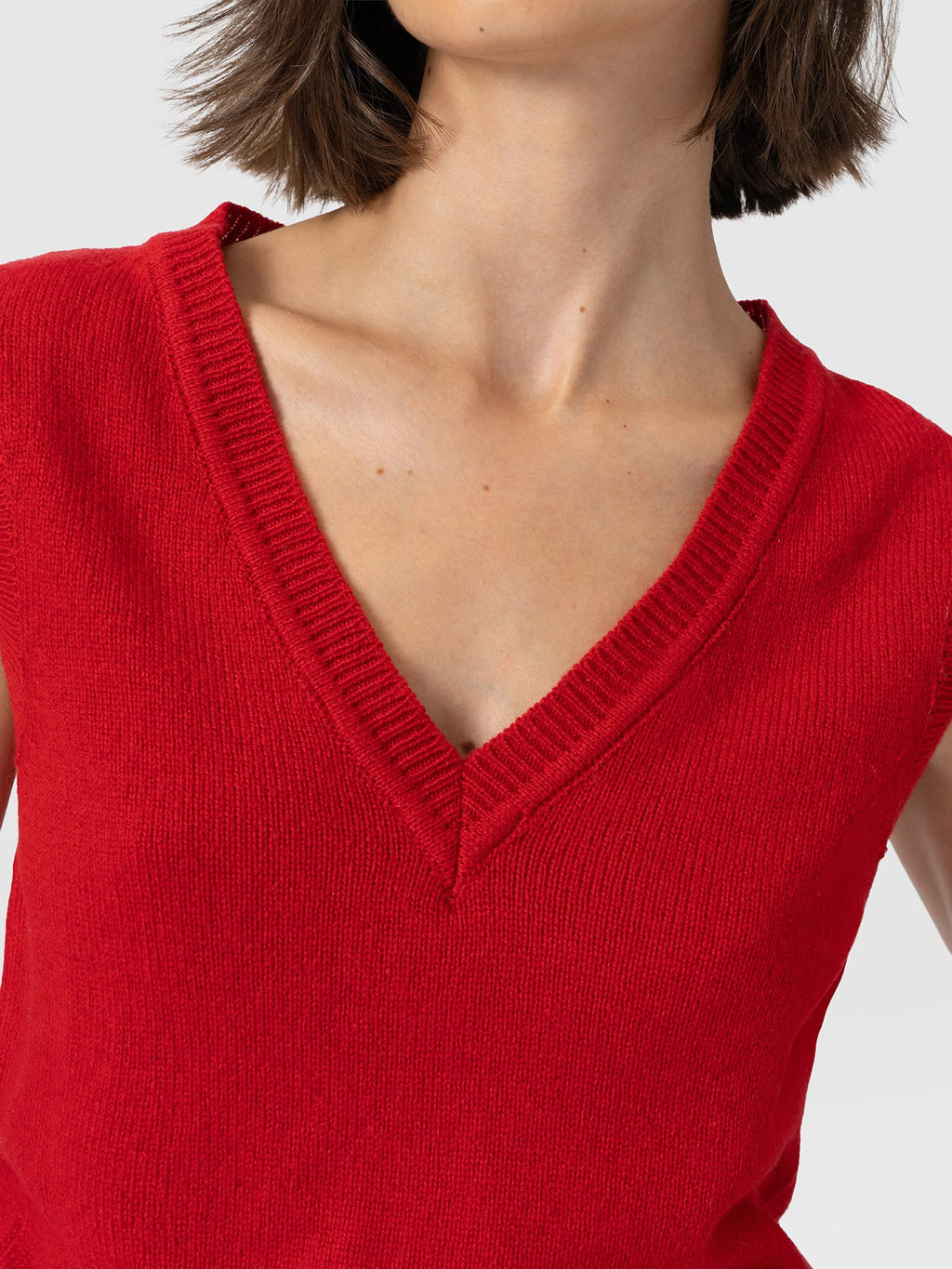Oxford Cashmere V Neck Sleeveless Knit - Red