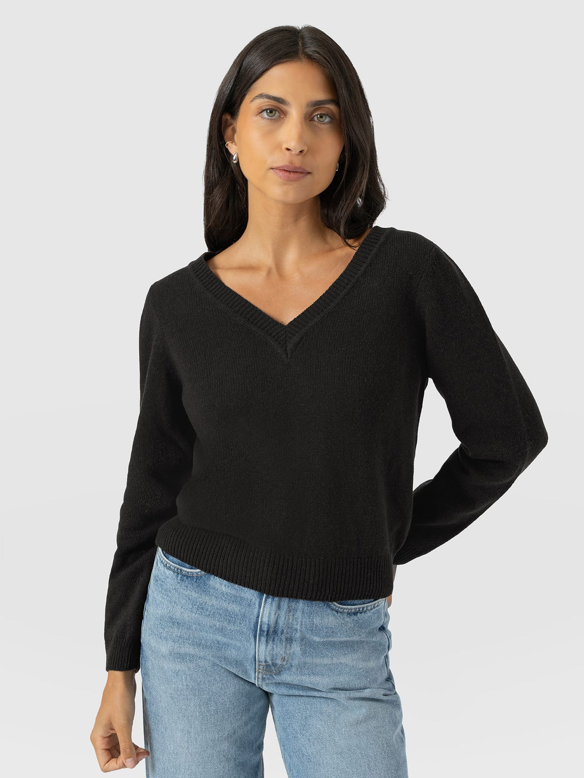 Oxford Cashmere V Neck Sweater - Black