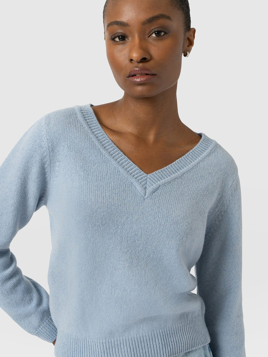 Oxford Cashmere V Neck Sweater - Blue