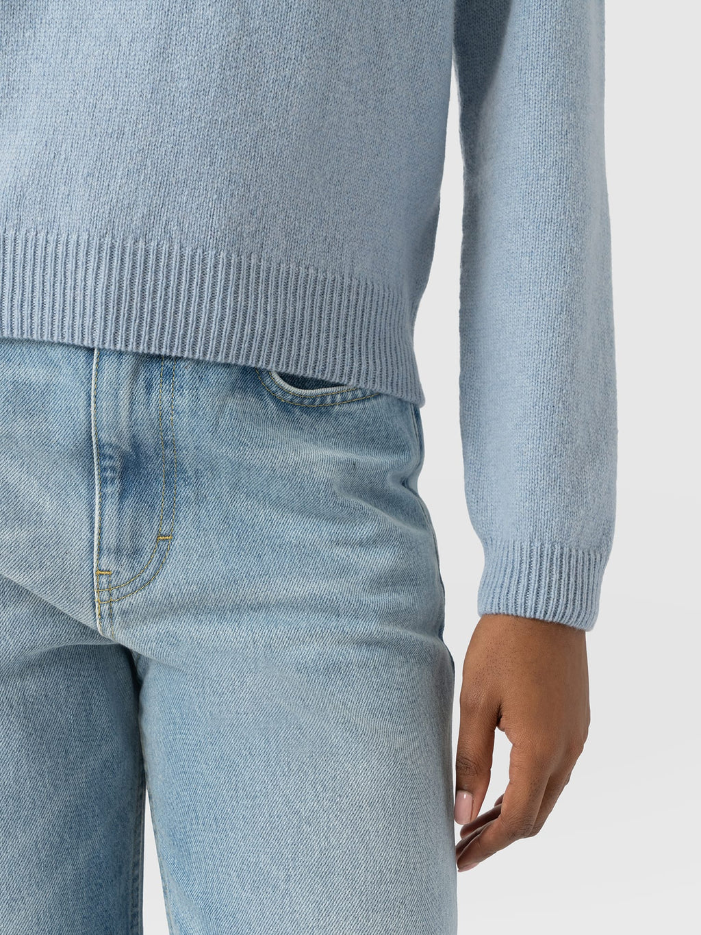 Oxford Cashmere V Neck Sweater - Blue