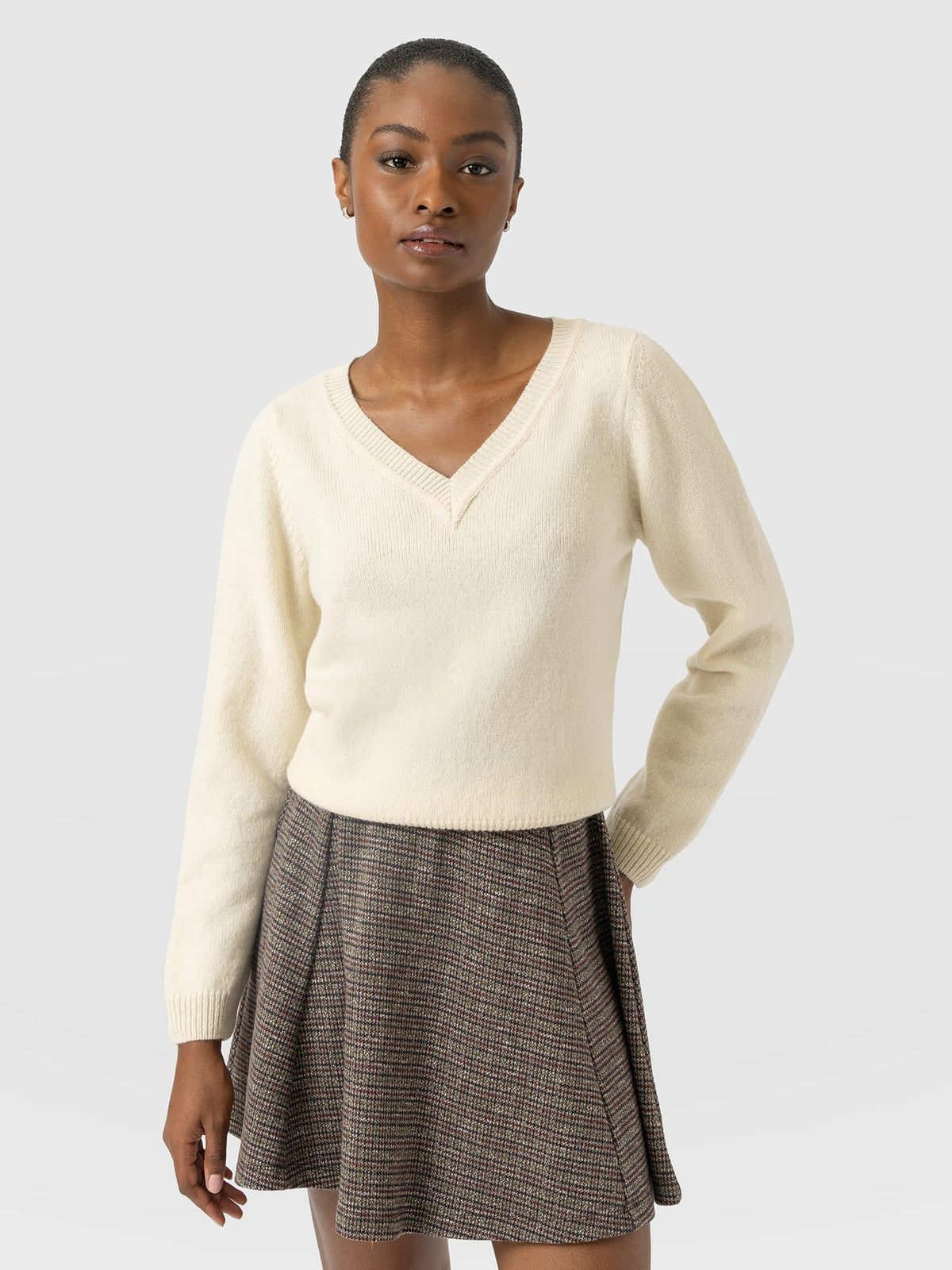 Oxford Cashmere V Neck Sweater - Cream
