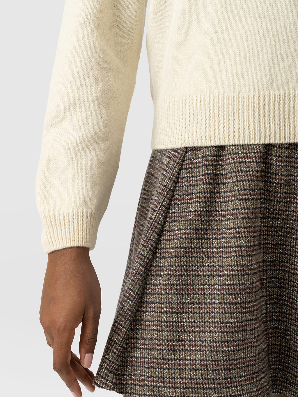 Oxford Cashmere V Neck Sweater - Cream