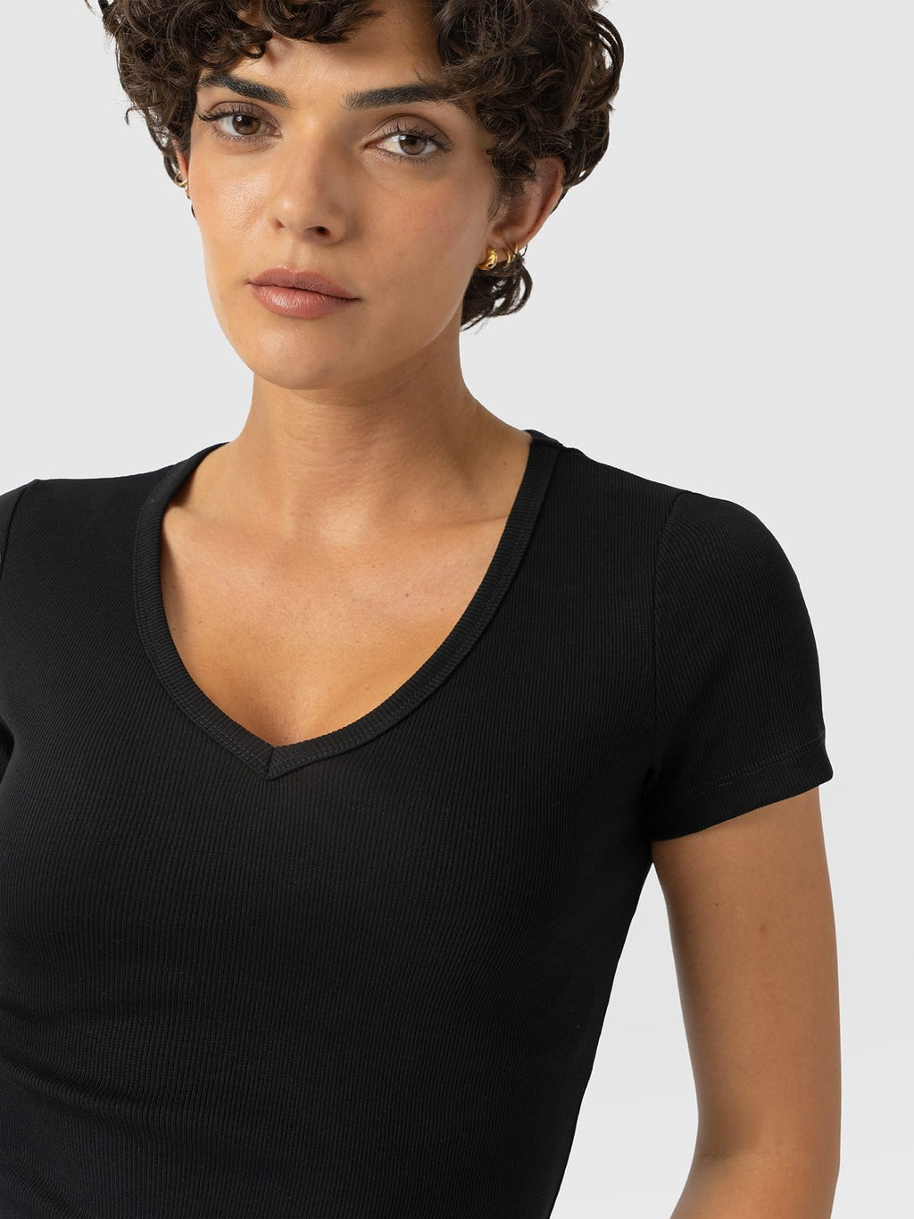 Ribbed V Neck Short Sleeve Tee - Black