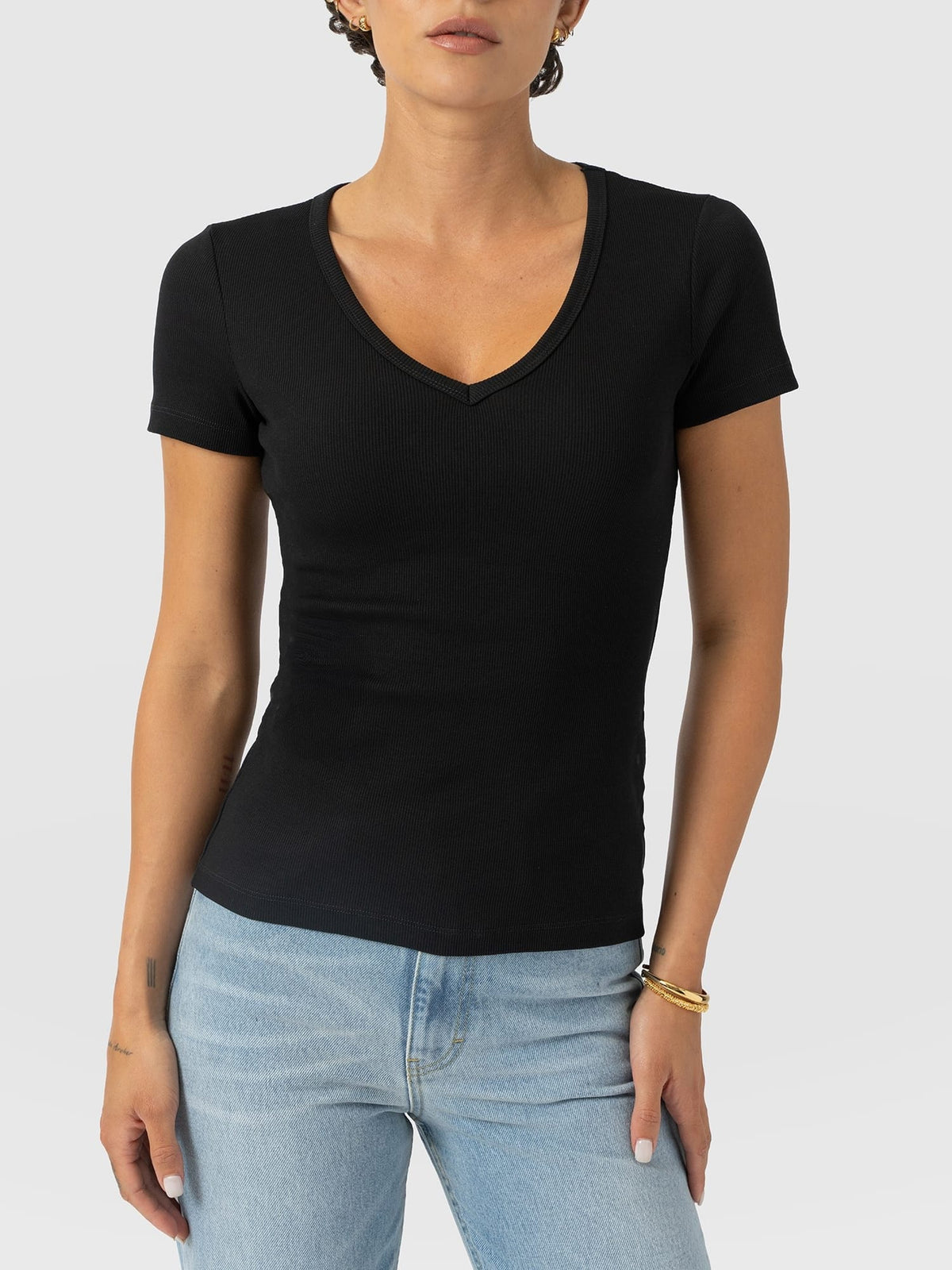 Ribbed V Neck Short Sleeve Tee - Black