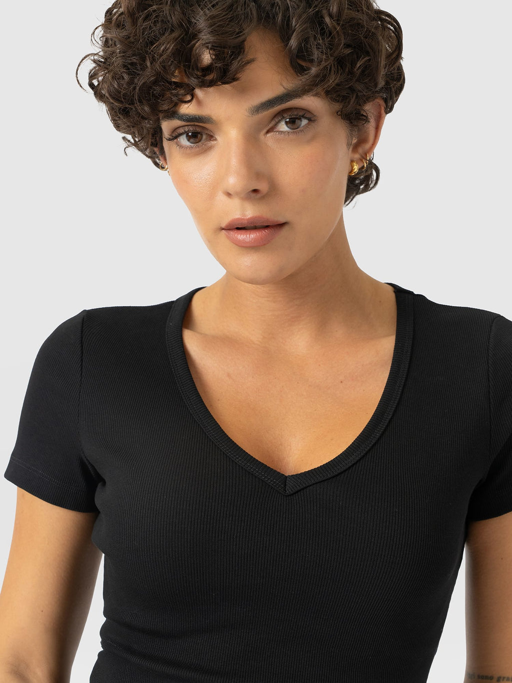 Ribbed V Neck Short Sleeve Tee - Black