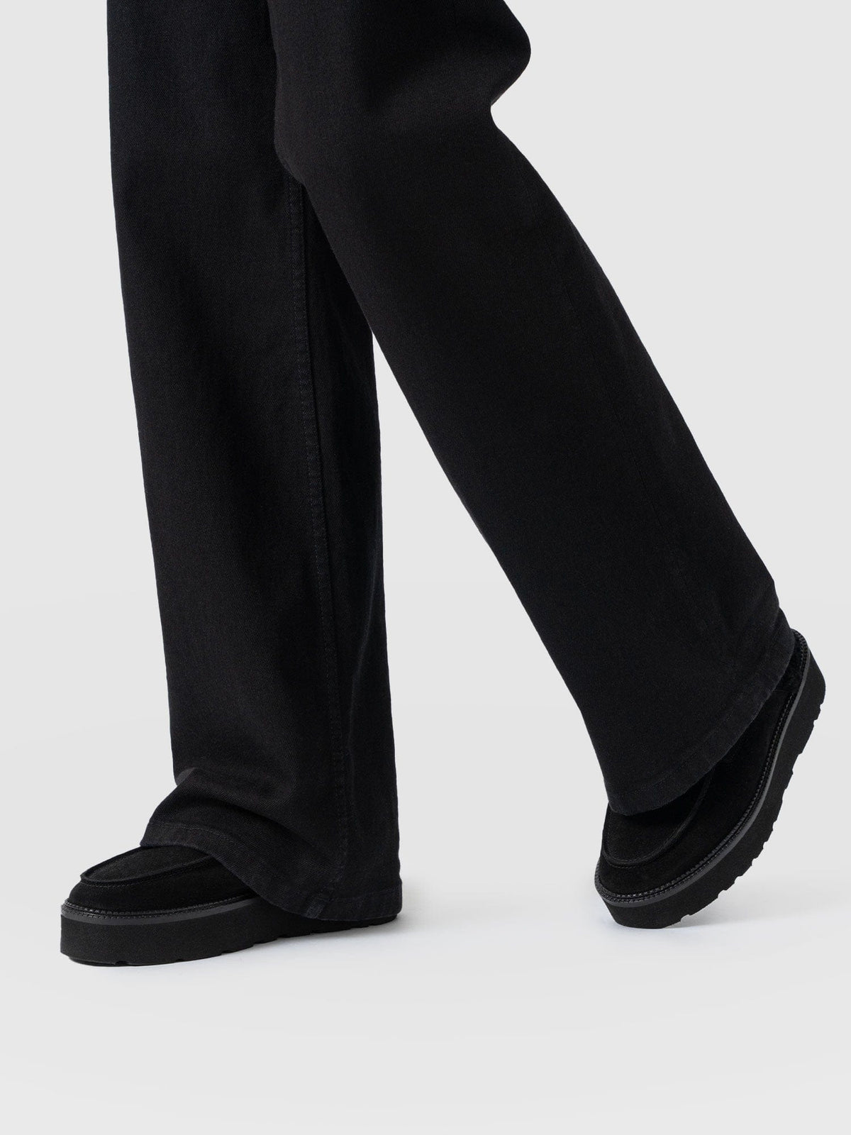 Sloane Shearling Clog - Black