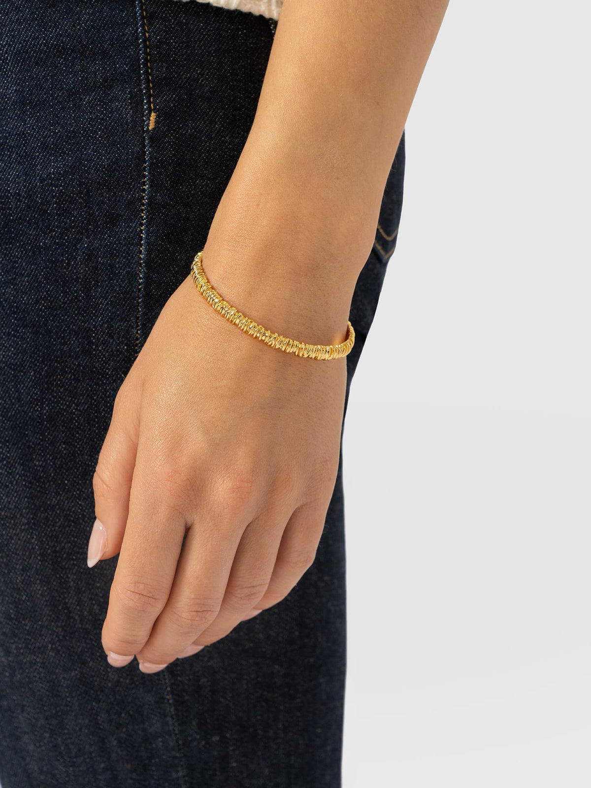 Swirl Bangle - Gold