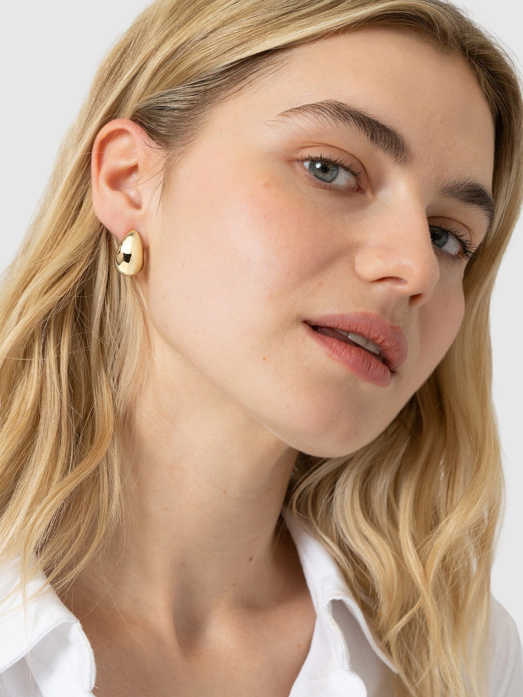Teardrop Hammered Earrings - Gold
