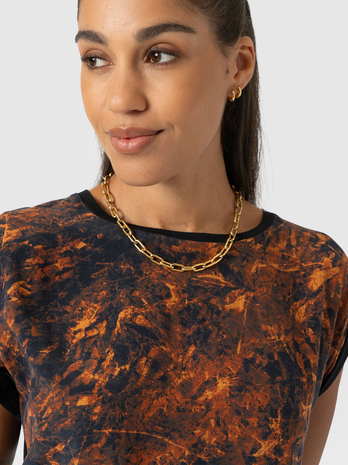 Turn Up Contrast Tee - Brown Marble