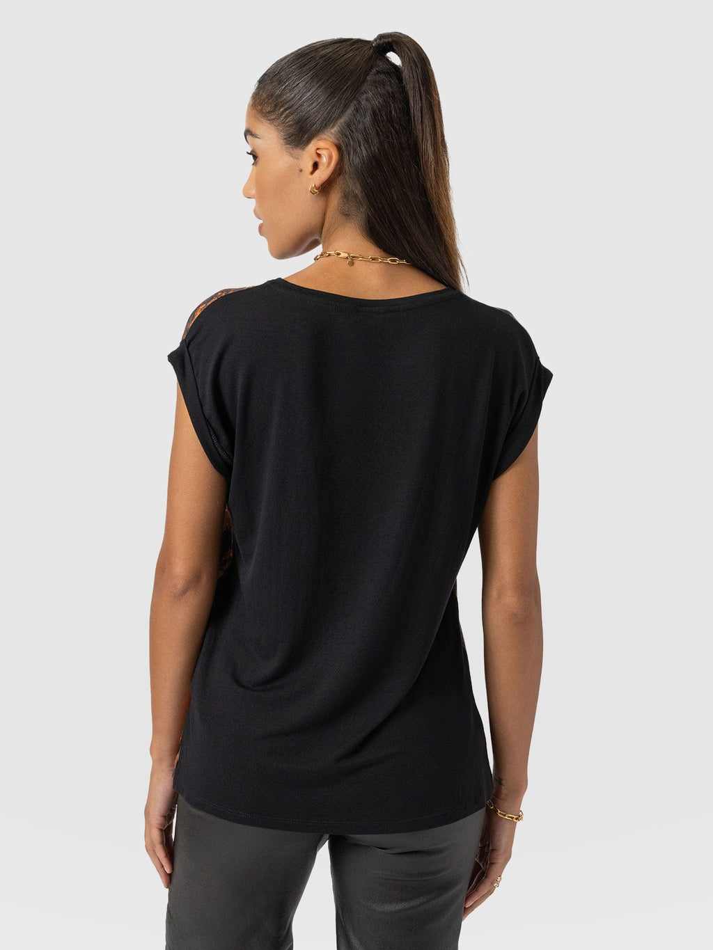 Turn Up Contrast Tee - Brown Marble