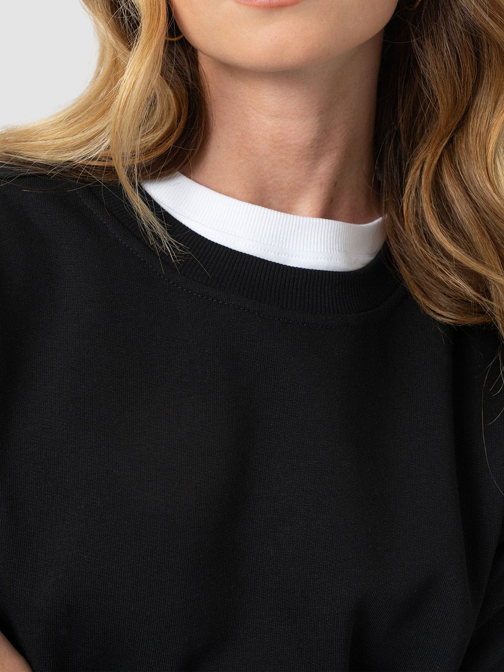 Hoxton Sweatshirt - Black - Cream/Beige Stripe
